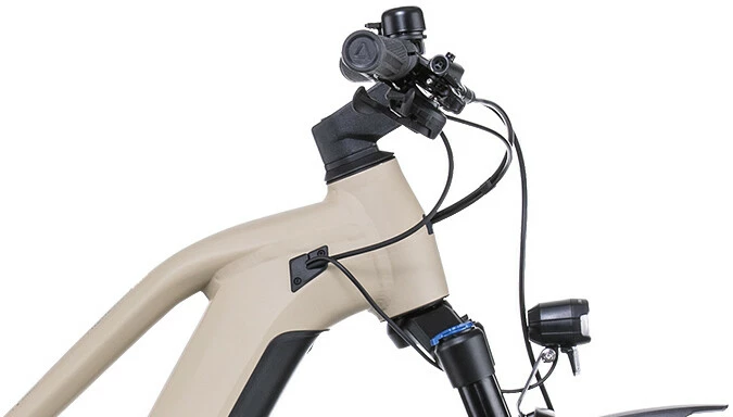 Cube Reaction Hybrid Pro 625 Allroad Trapez, Hvid 2 Cube Reaction Hybrid Pro 625 Allroad Trapez, Hvid - Billede 2