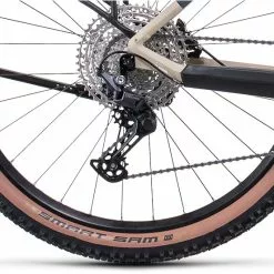 Cube Reaction Hybrid Pro 625 Allroad Trapez, Hvid 10 Cube Reaction Hybrid Pro 625 Allroad Trapez, Hvid -E-bikes MTB Salg cube reaction hybrid pro 625 allroad trapeze desertnorange 5